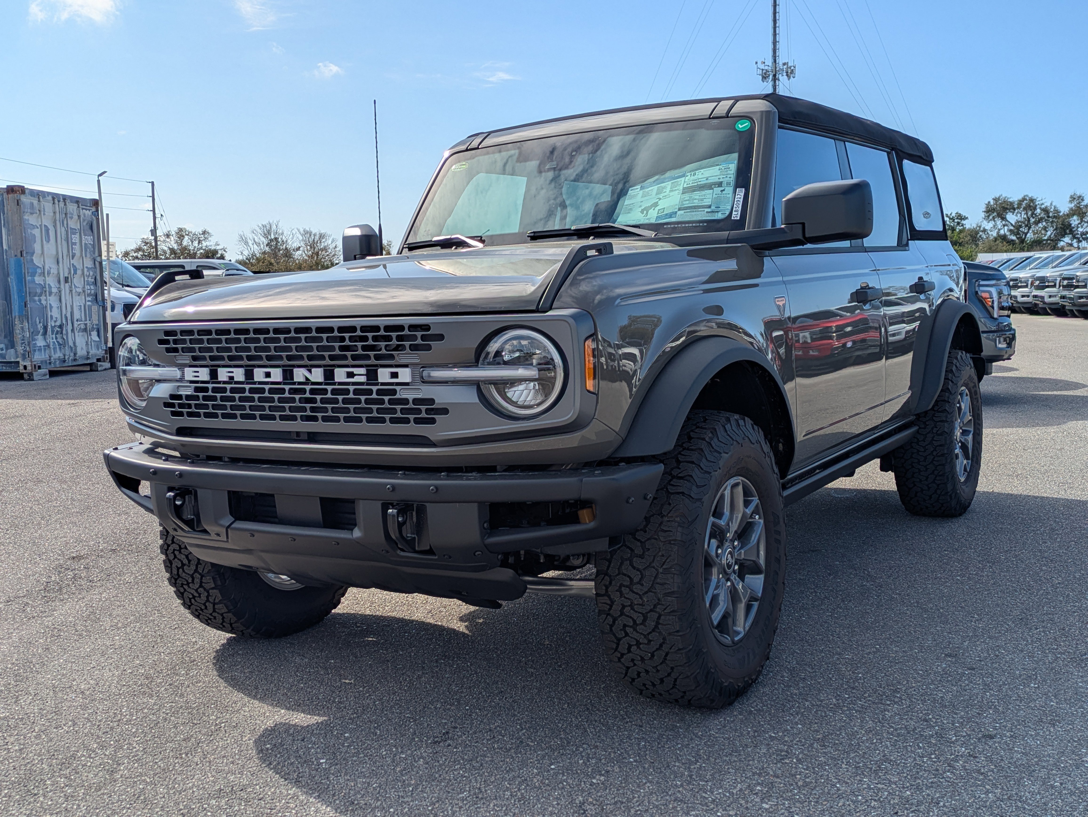 New 2025 Ford Bronco Badlands AWD/4WD image 8