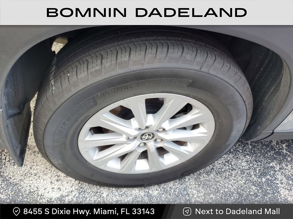 Used 2025 Toyota Grand Highlander AWD image 5