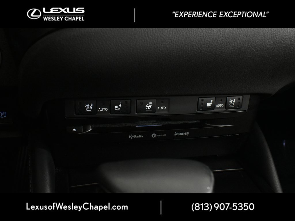 Used 2020 Lexus ES 300h w/ Premium Package image 41