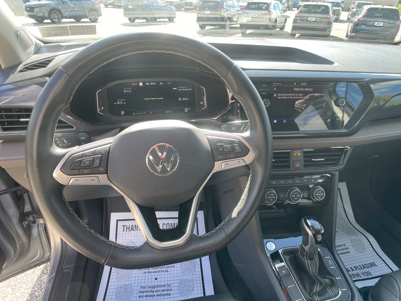Used 2024 Volkswagen Taos SEL AWD/4WD image 15