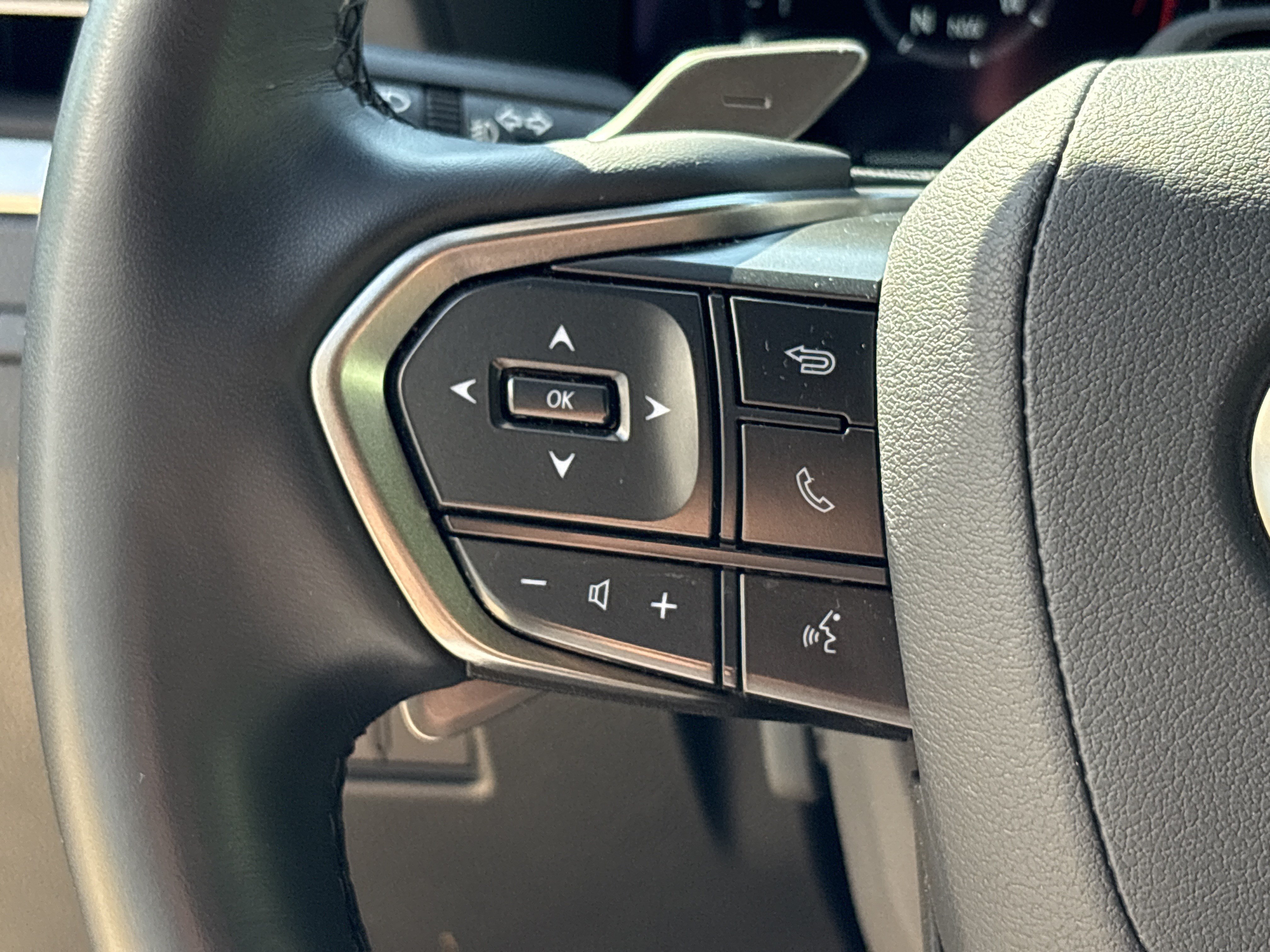Used 2024 Lexus GX 550 AWD/4WD image 19