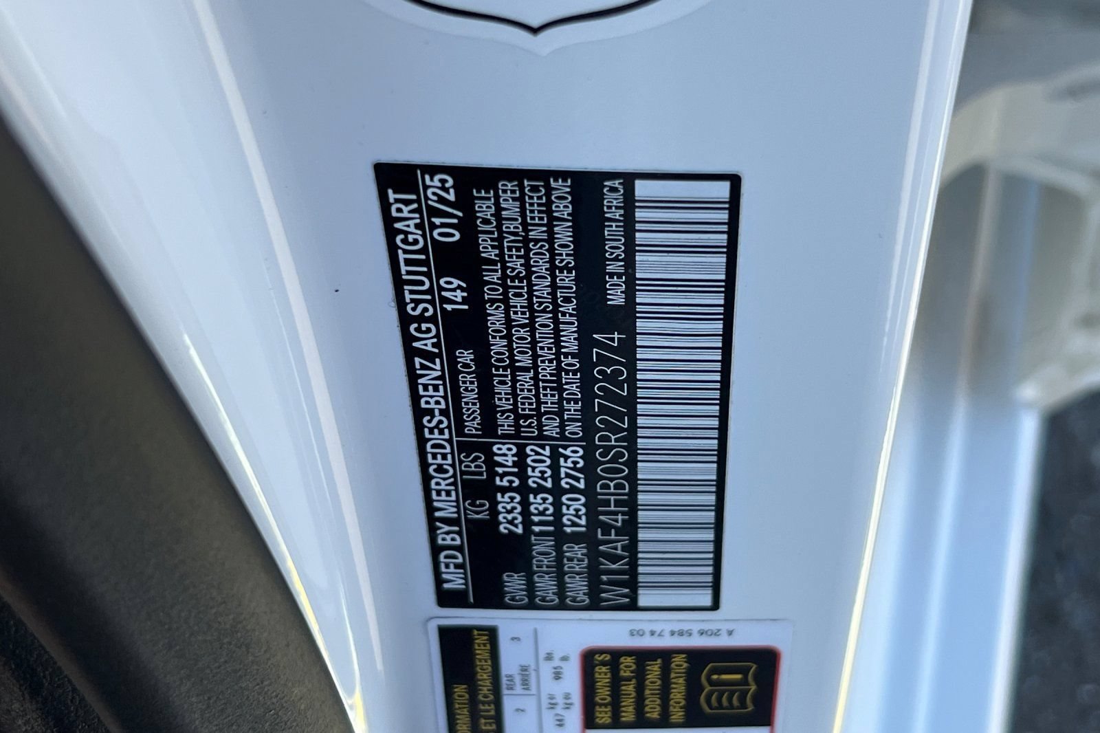 Used 2025 Mercedes-Benz C 300 4MATIC Sedan image 32
