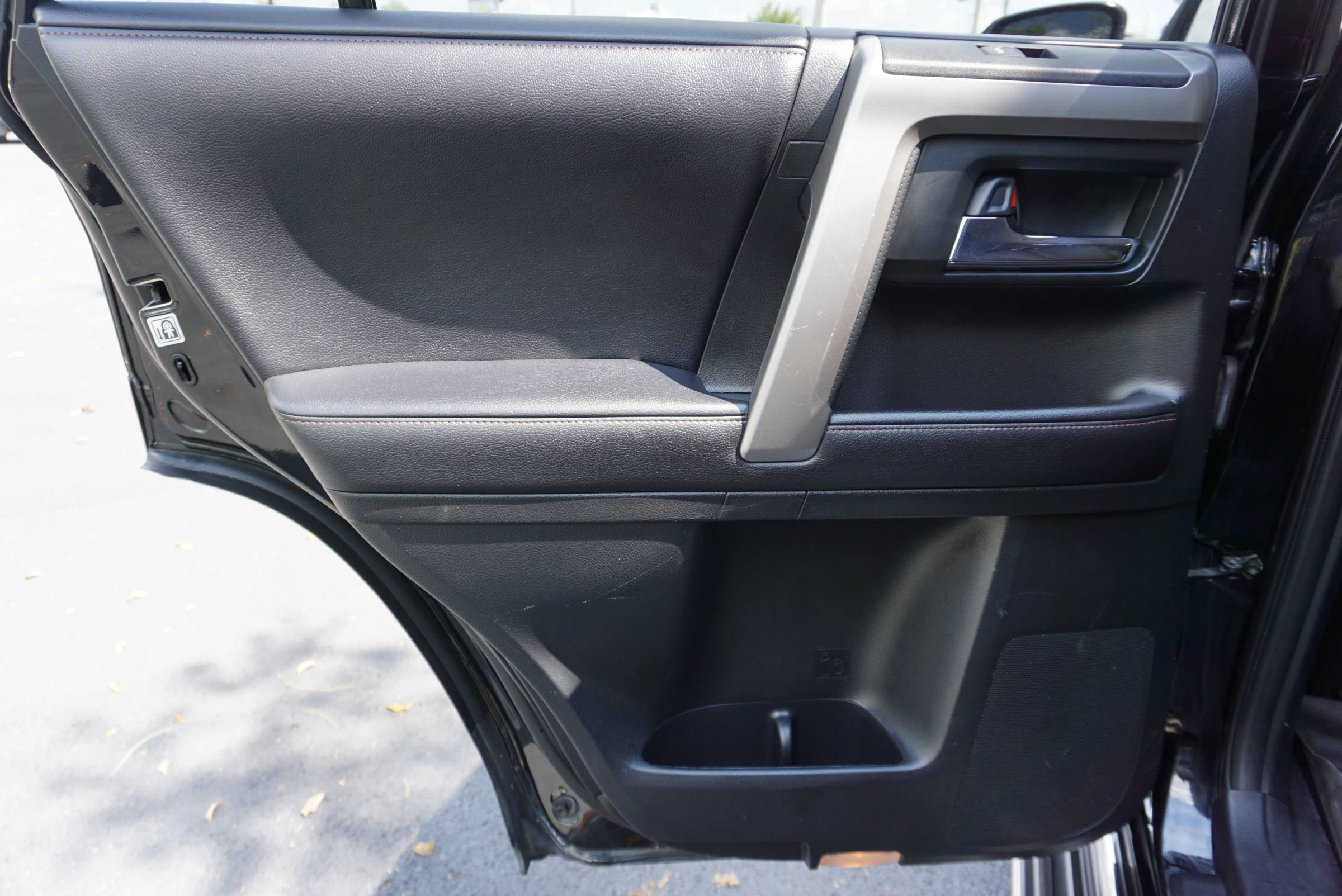 Used 2016 Toyota 4Runner Limited RWD image 15