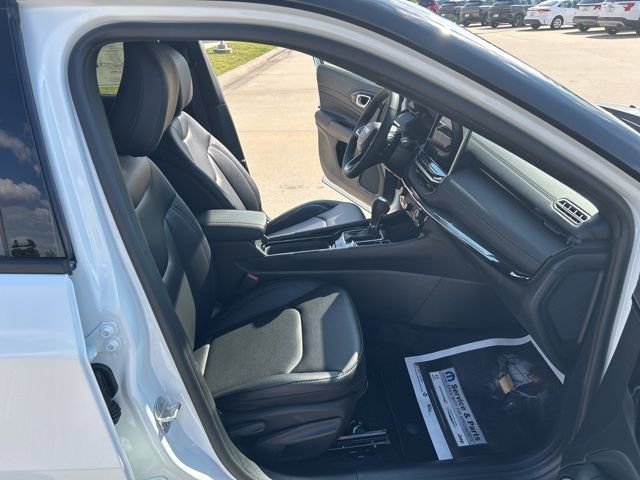 New 2026 Jeep Compass Limited image 30