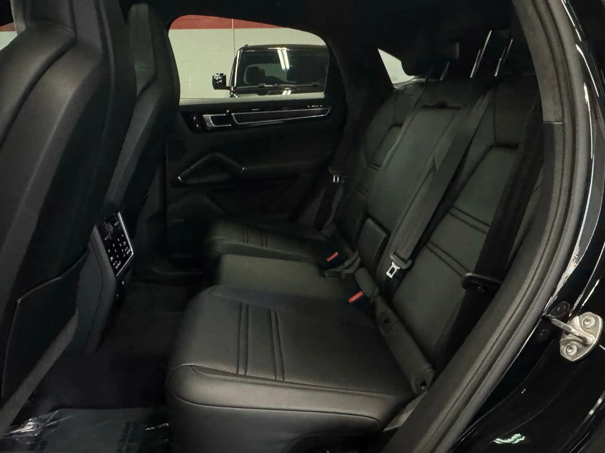 Used 2023 Porsche Cayenne GTS image 21