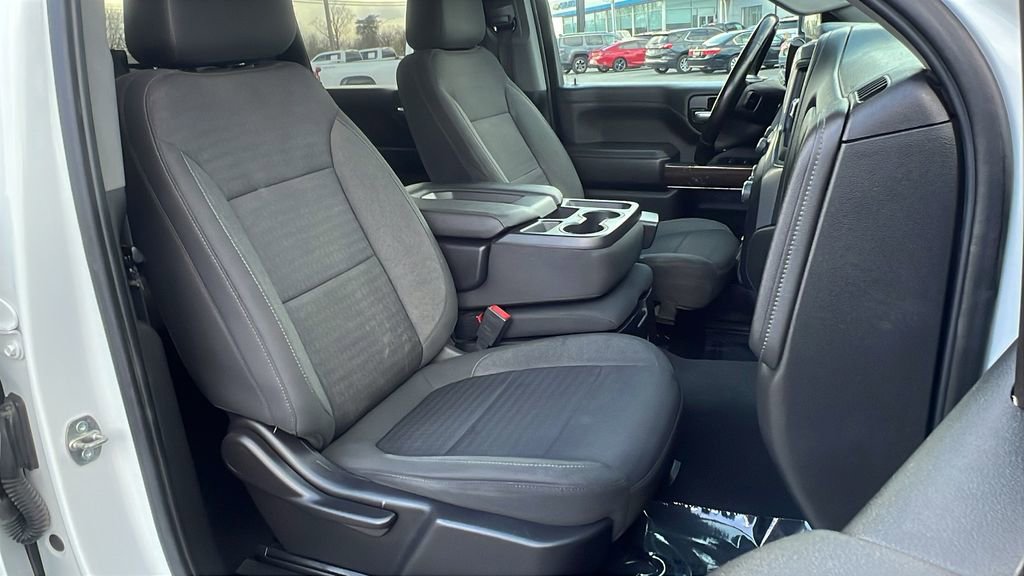 Used 2023 Chevrolet Silverado 2500 LT w/ Convenience Package image 11