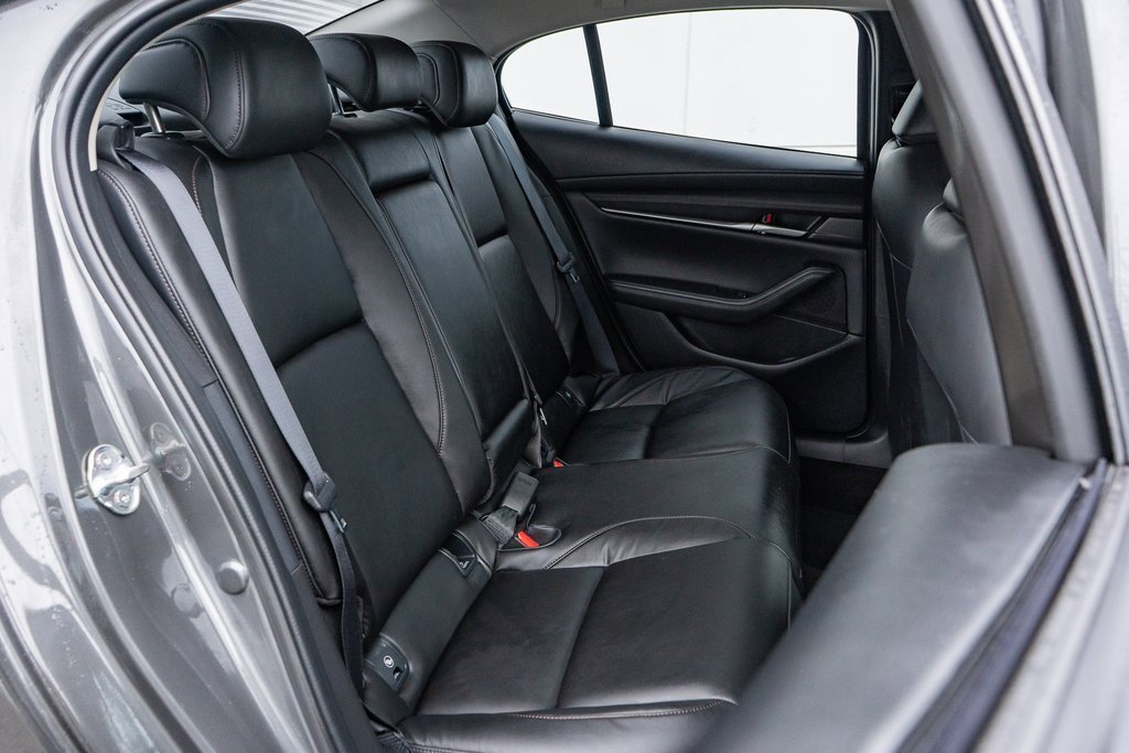 Used 2025 MAZDA MAZDA3 s image 15