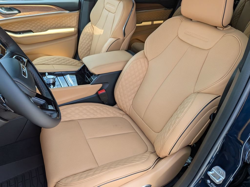 New 2026 Jeep Grand Cherokee L Summit AWD/4WD image 14