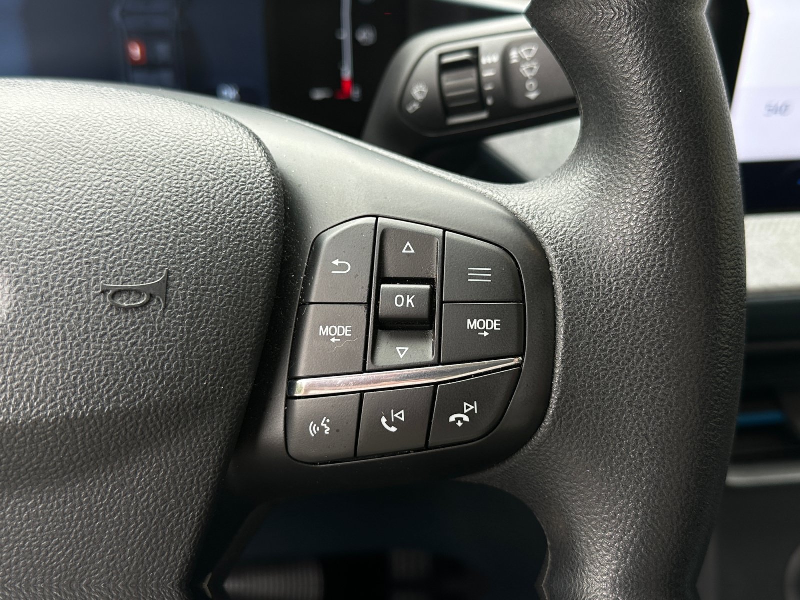 Used 2025 Ford Maverick XLT FWD image 26