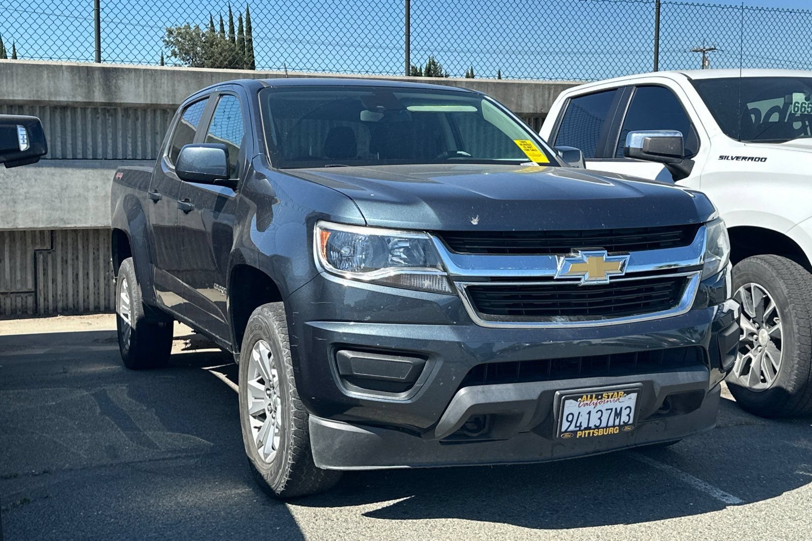 Used 2019 Chevrolet Colorado LT w/ Safety Package AWD/4WD image 2