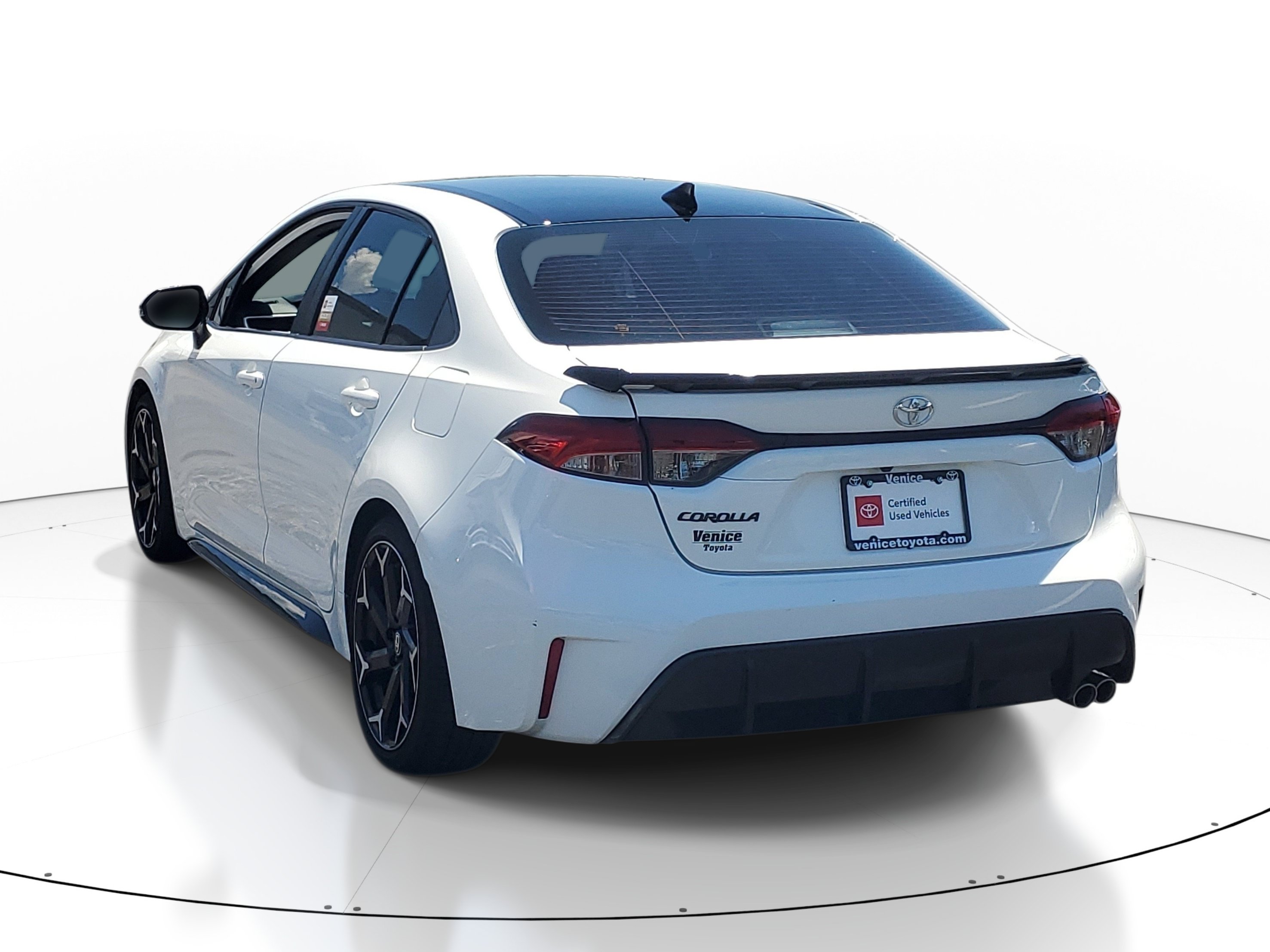 Certified 2025 Toyota Corolla FX w/ Convenience Package FWD image 4