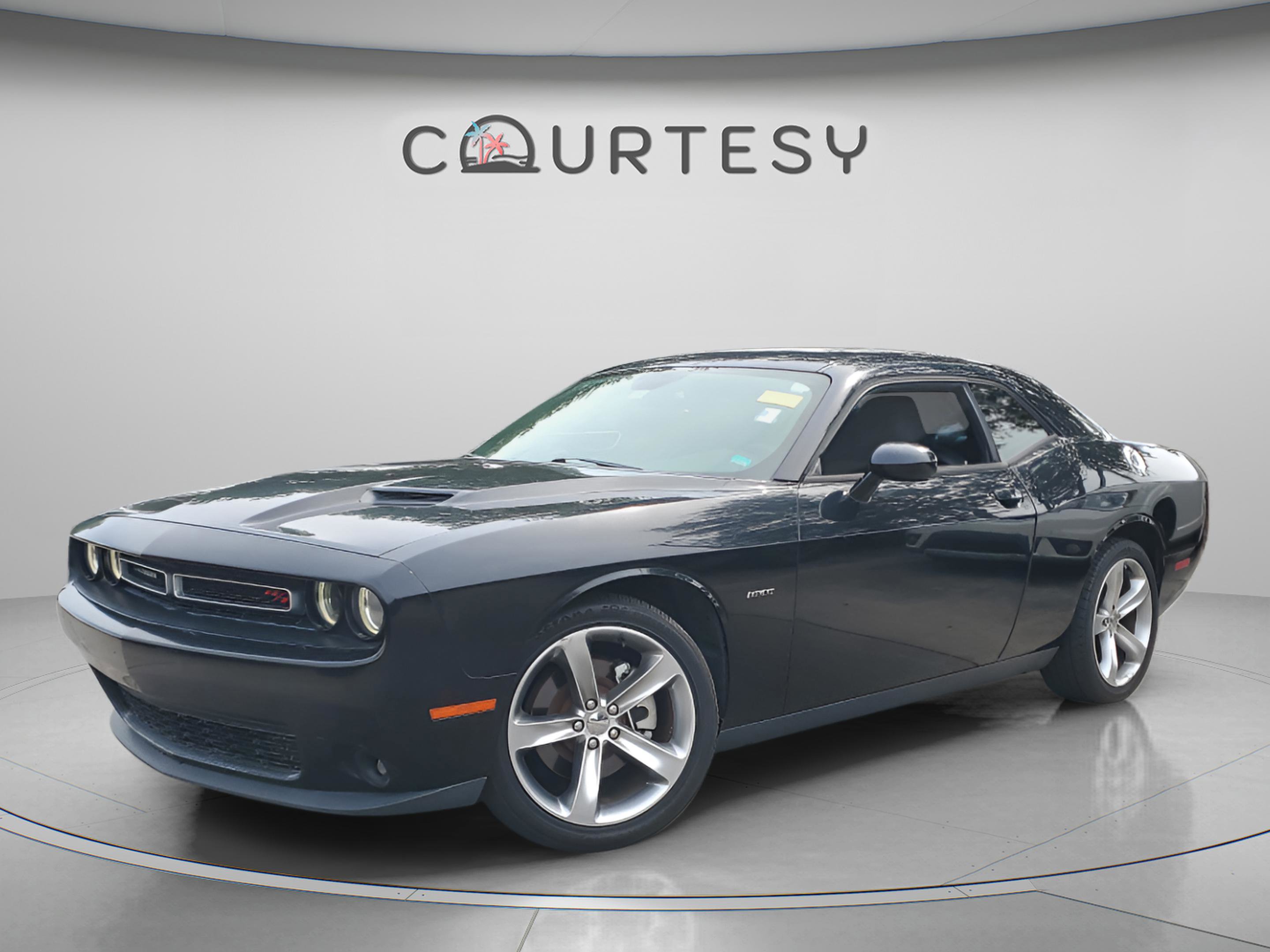 Used 2015 Dodge Challenger R/T w/ Quick Order Package 28B R/T RWD image 1