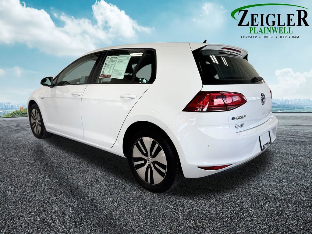 Used 2016 Volkswagen e-Golf SE w/ DC Fast Charging Package FWD image 3