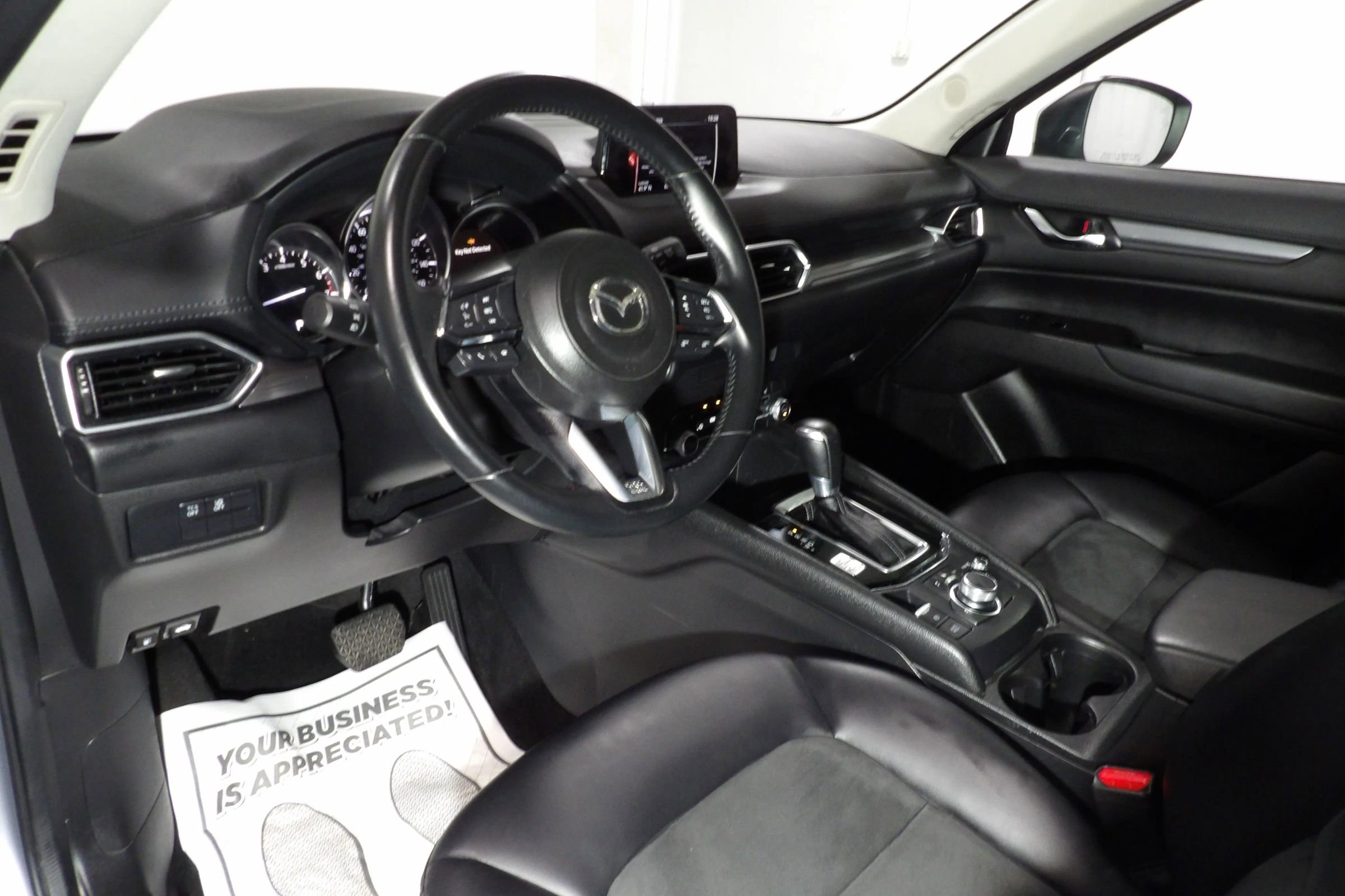 Used 2020 MAZDA CX-5 Touring FWD image 10