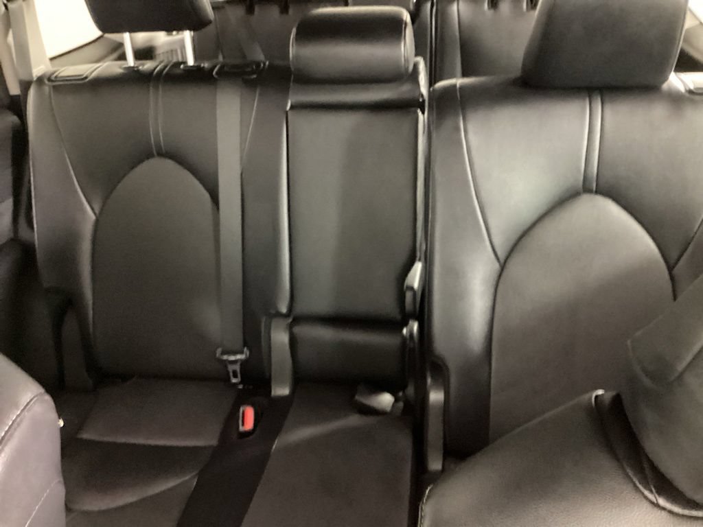 Used 2024 Toyota Grand Highlander AWD image 32