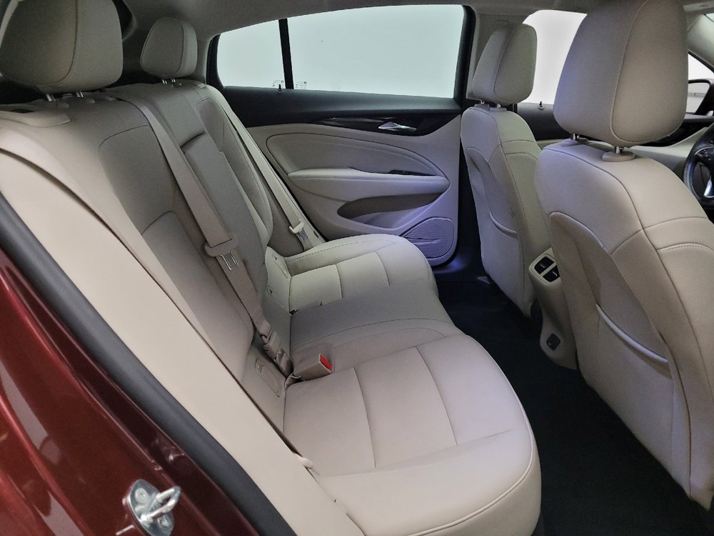 Used 2018 Buick Regal Essence w/ Driver Confidence Package #1 image 19