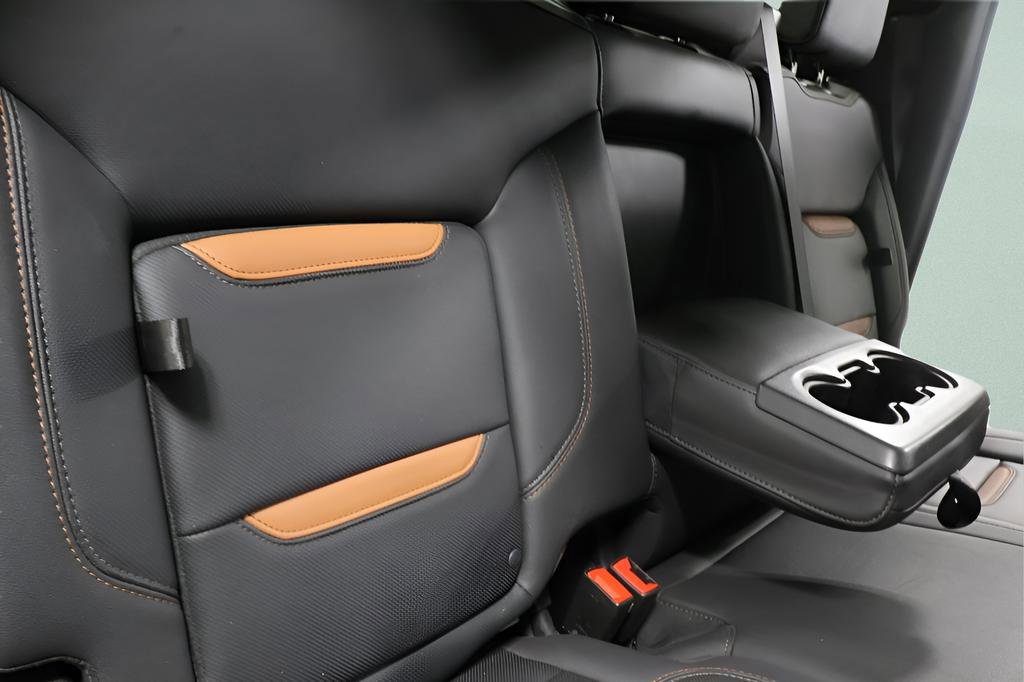 Used 2024 GMC Sierra 1500 AT4 w/ Technology Package image 22