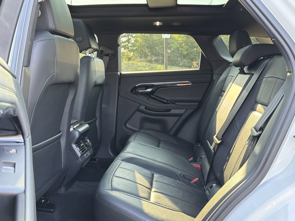 Used 2022 Land Rover Range Rover Evoque R-Dynamic S AWD/4WD image 5