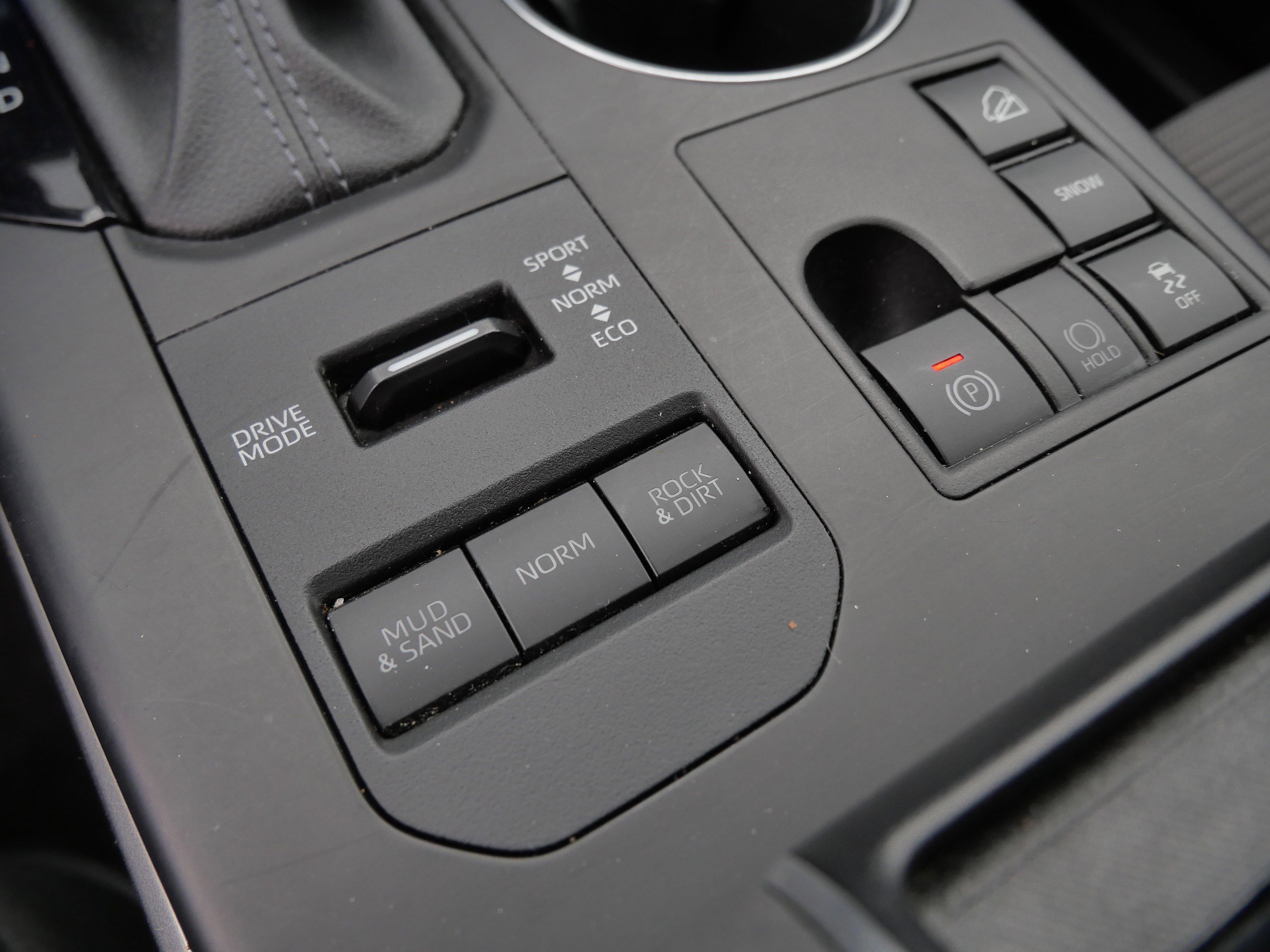 Certified 2024 Toyota Highlander LE image 33