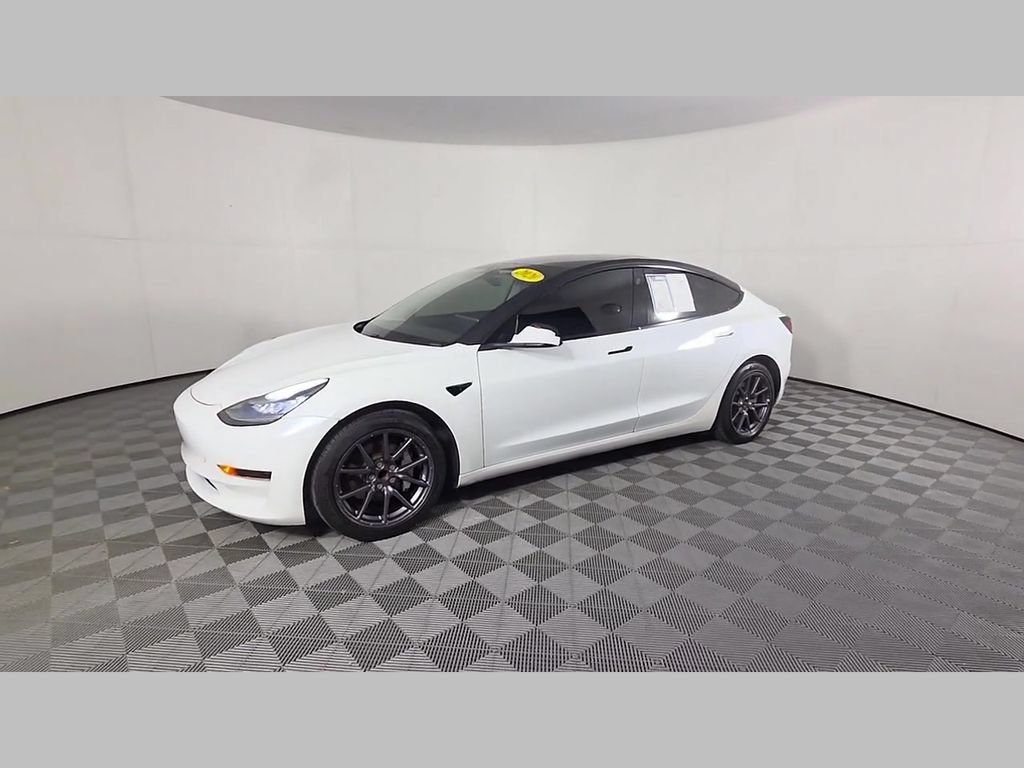 Used 2020 Tesla Model 3 Standard Range Plus RWD image 50