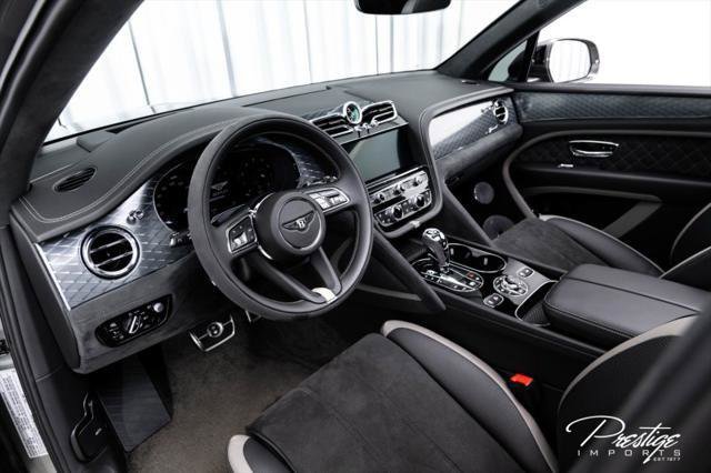Used 2021 Bentley Bentayga Speed AWD/4WD image 31