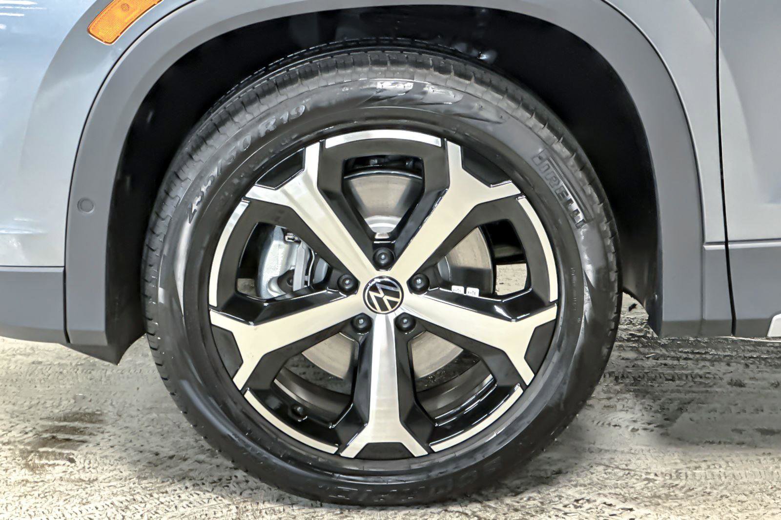 New 2026 Volkswagen Tiguan SE image 24