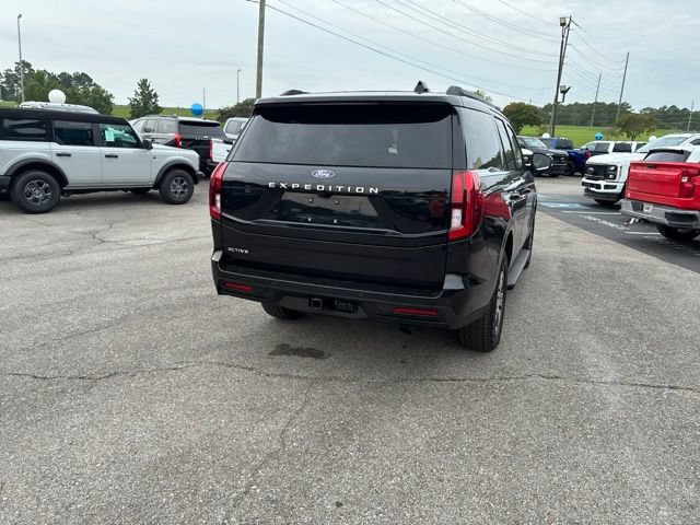 Used 2025 Ford Expedition Active AWD/4WD image 30
