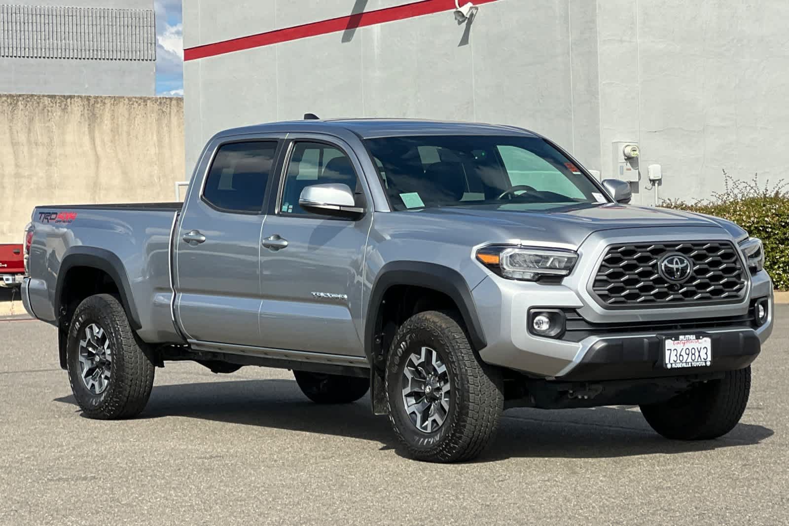 Used 2023 Toyota Tacoma TRD Off-Road w/ TRD Premium Off Road Package AWD/4WD image 5