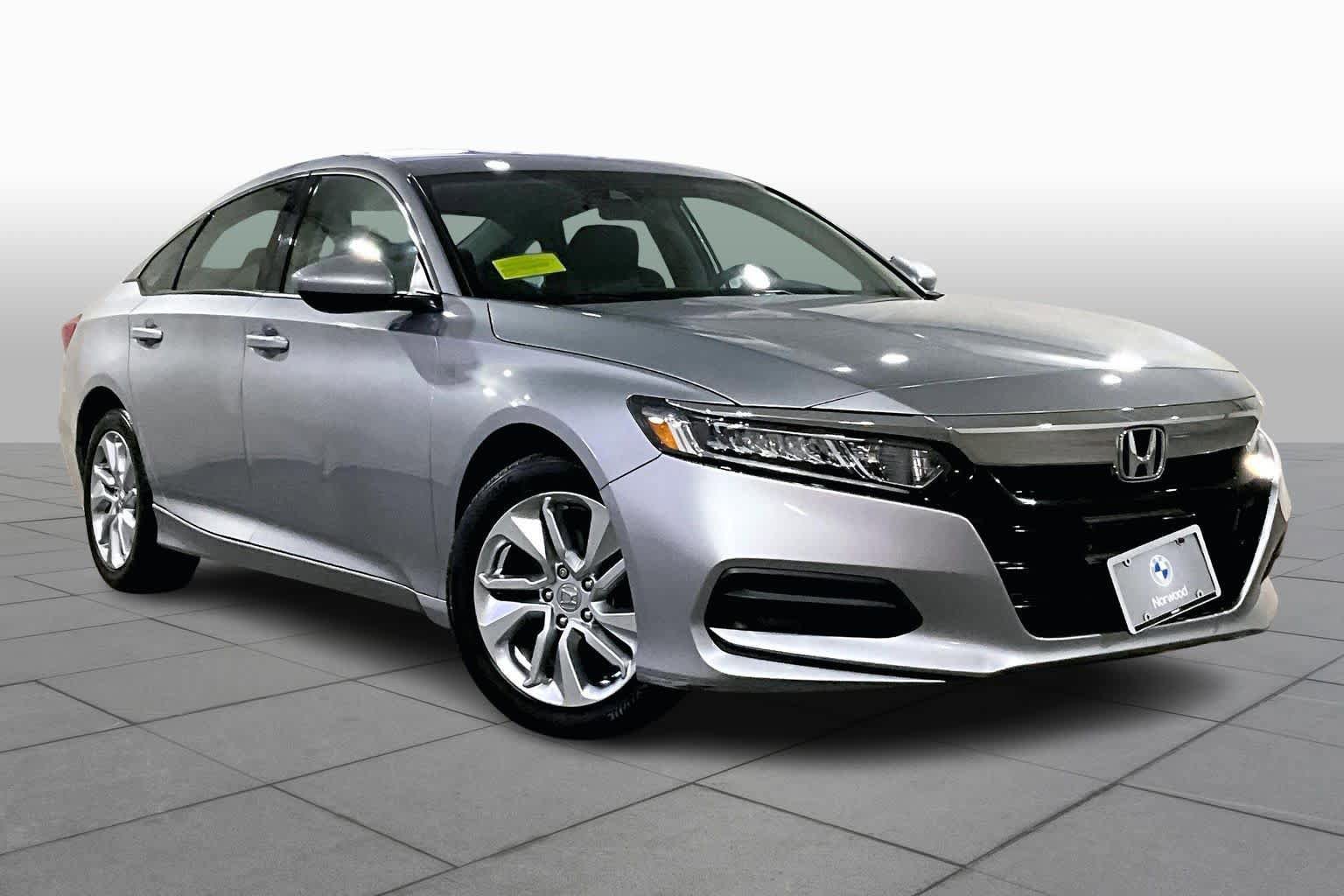 Used 2019 Honda Accord LX image 3