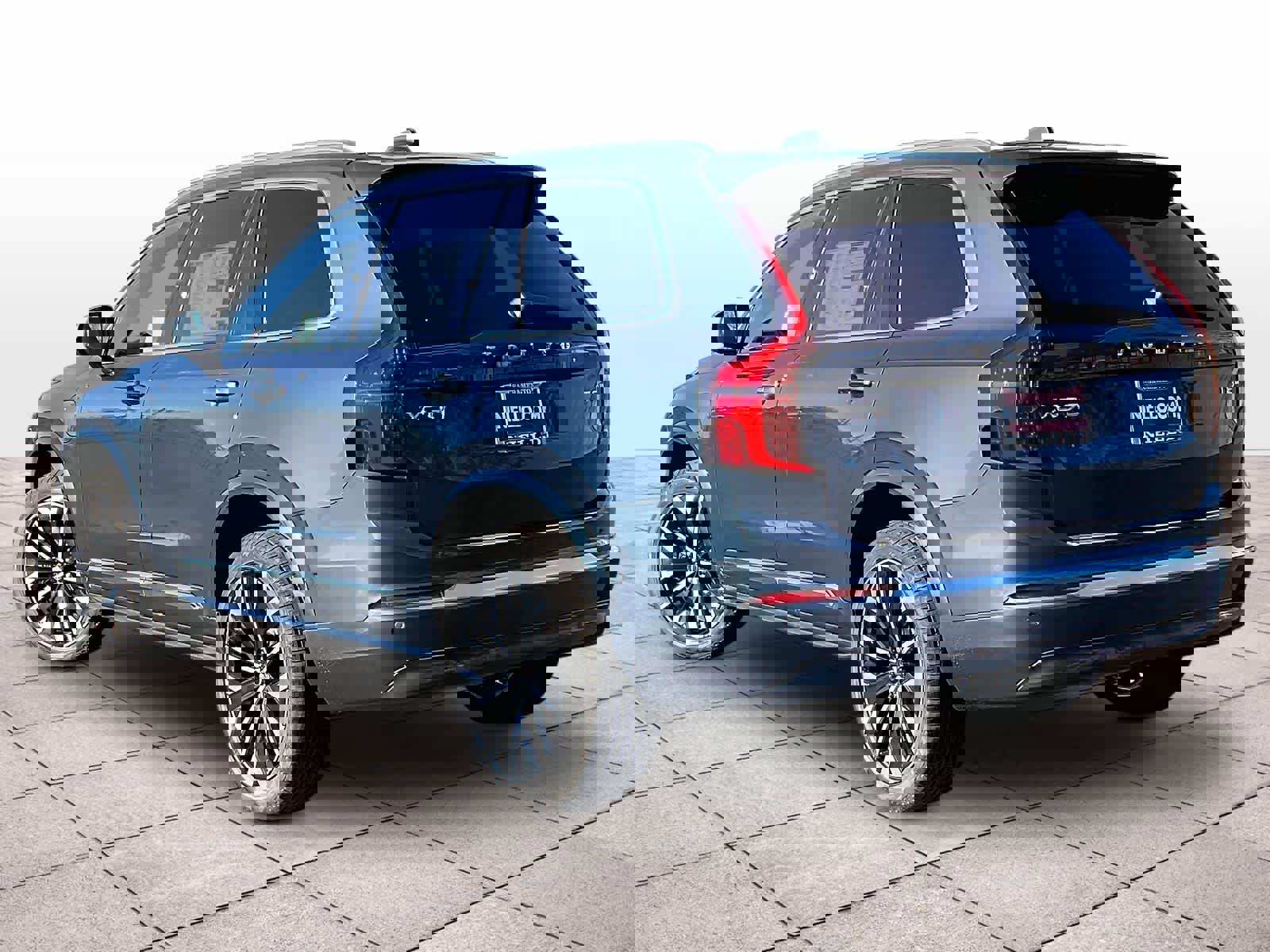 New 2026 Volvo XC90 T8 Ultra w/ Protection Package Premier image 3