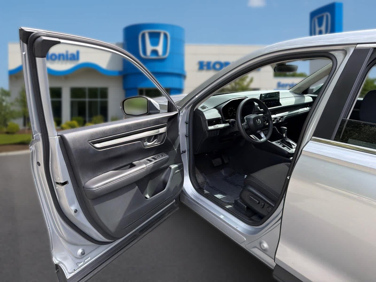 Used 2026 Honda CR-V EX image 11