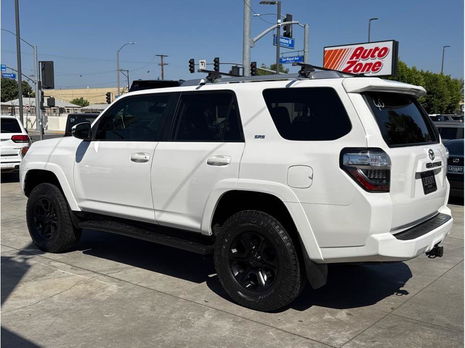 Used 2017 Toyota 4Runner SR5 Premium AWD/4WD image 46