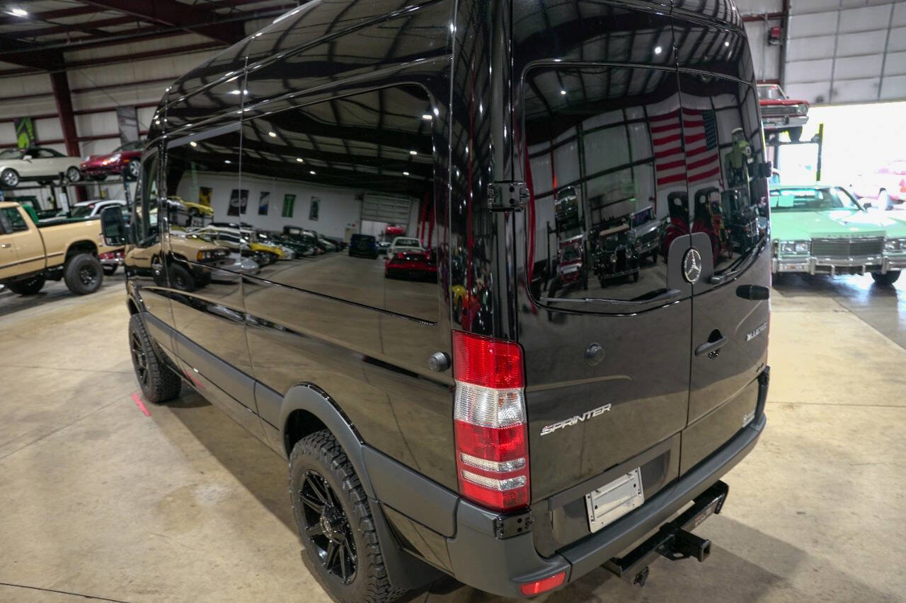 Used 2016 Freightliner Sprinter 2500 image 16