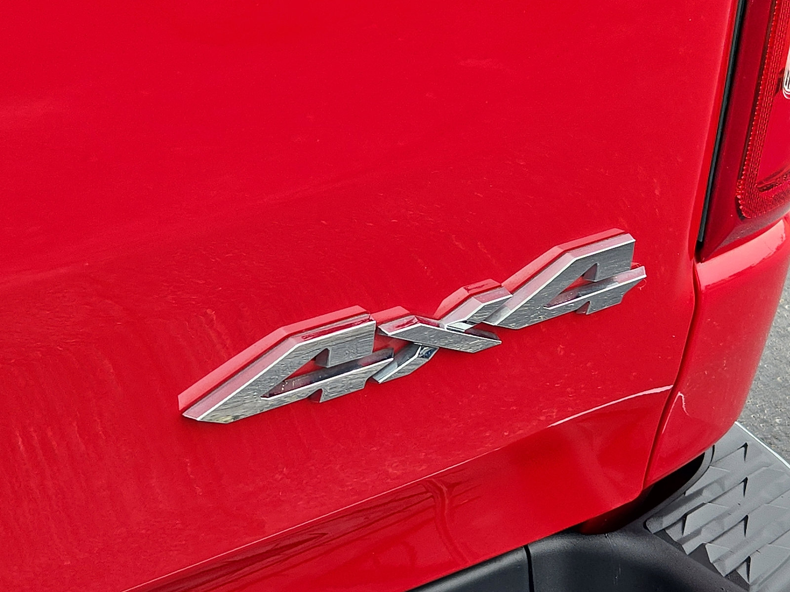 Used 2019 RAM 1500 Laramie image 6