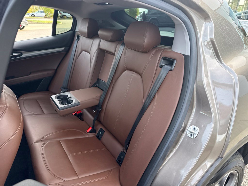 Used 2019 Alfa Romeo Stelvio Sport w/ Quick Order Package 22J Sport AWD/4WD image 25