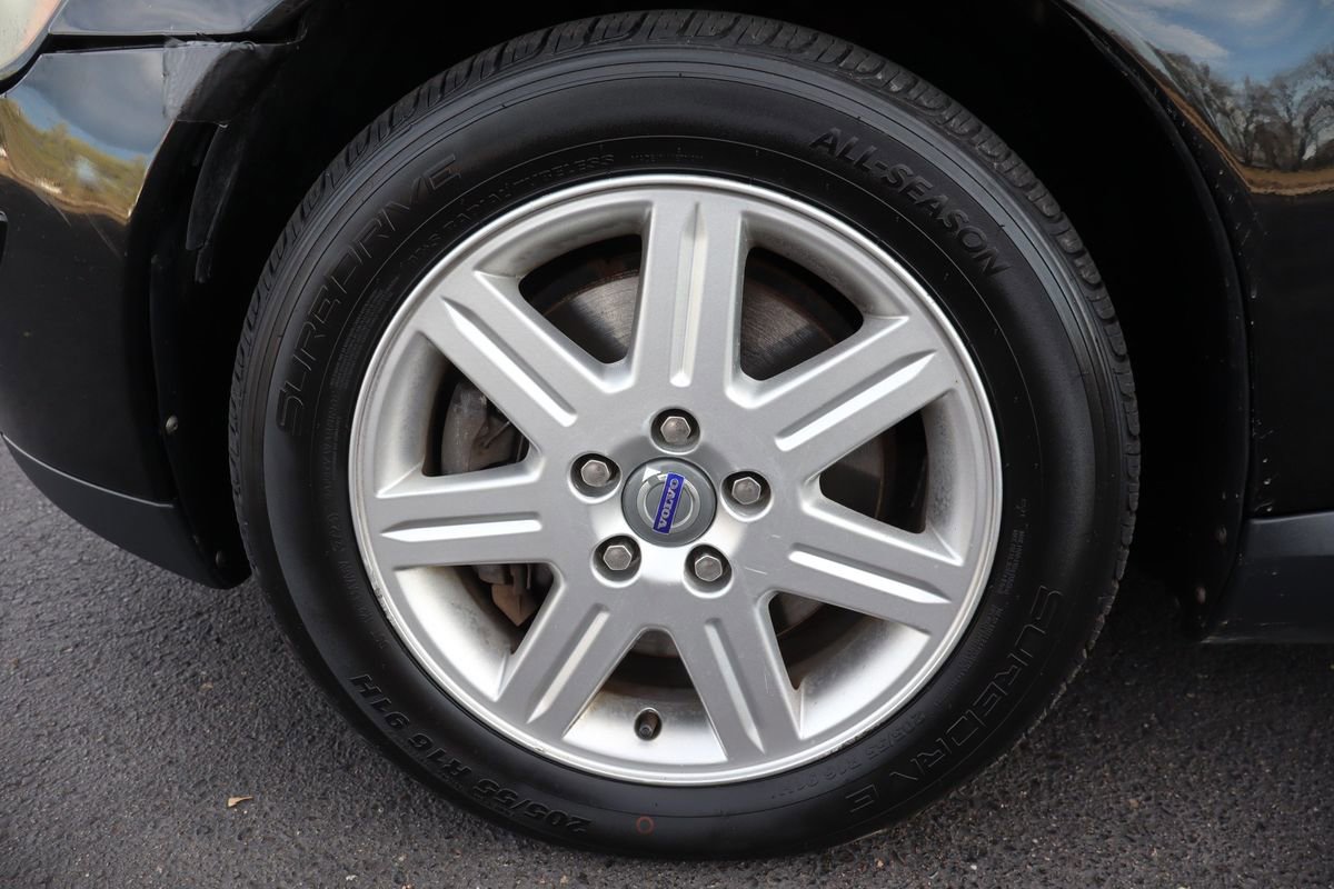 Used 2007 Volvo V50 2.4i image 41