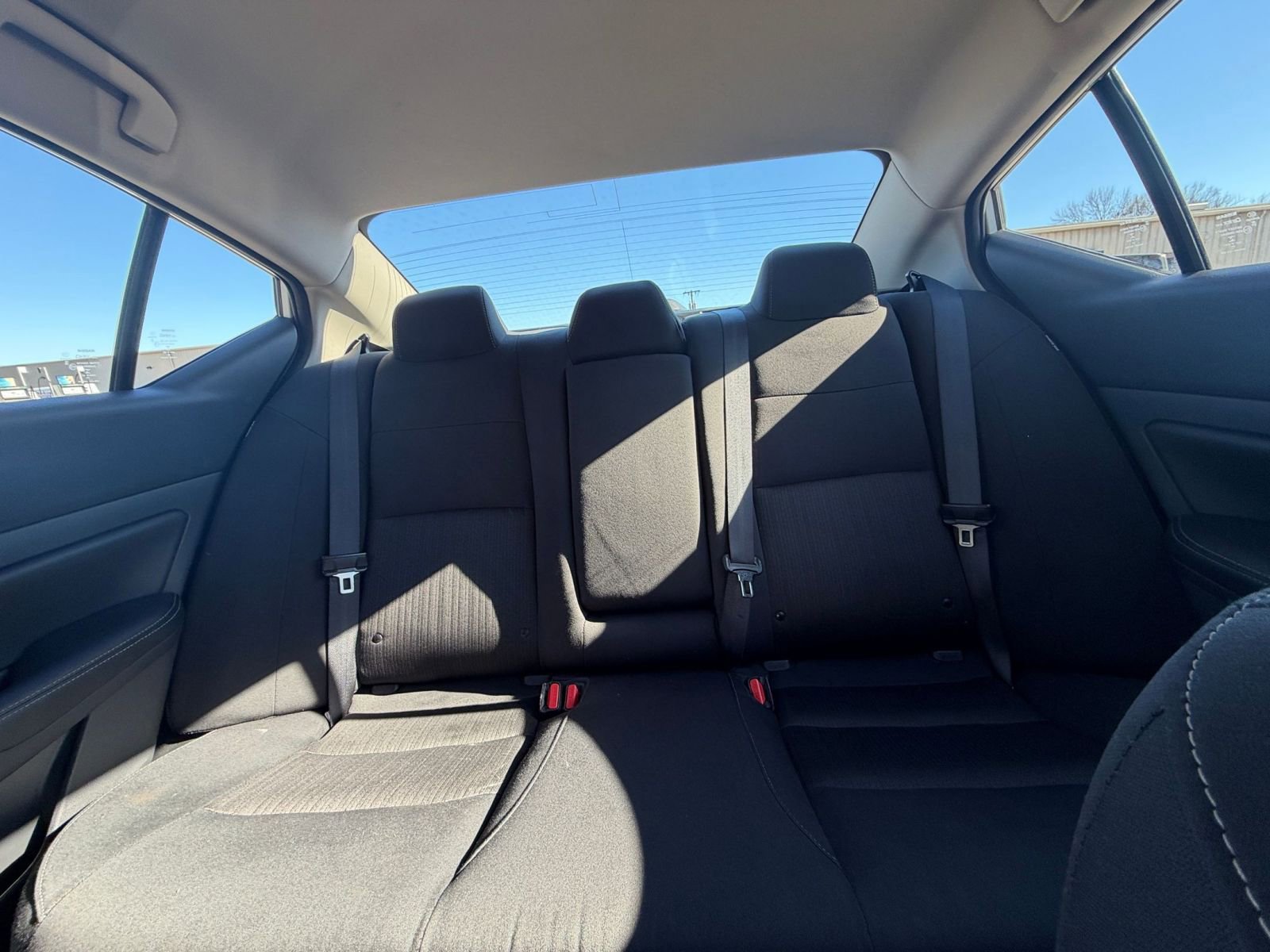 Used 2025 Nissan Altima 2.5 SV image 37