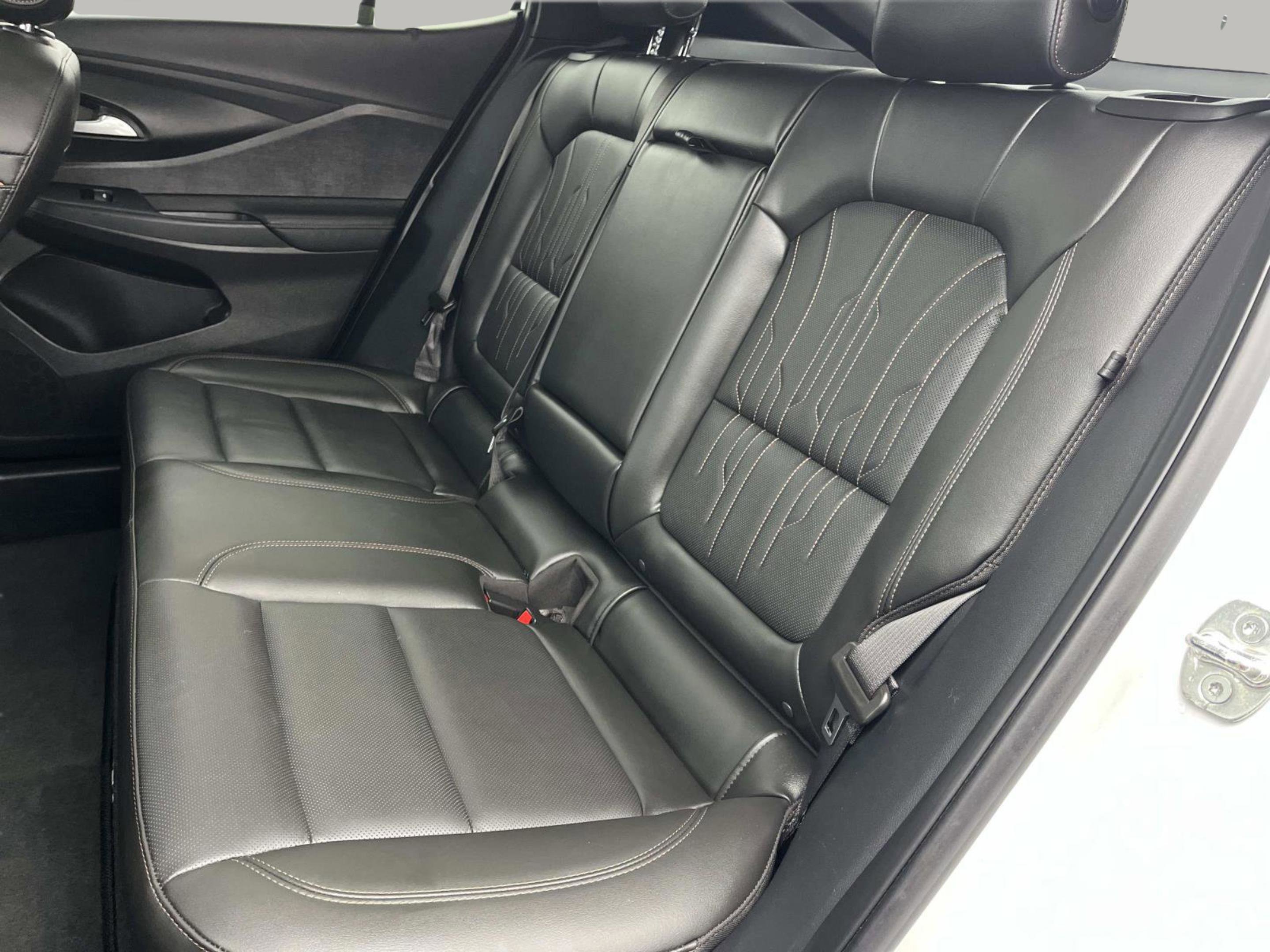 Used 2024 Buick Envista Avenir FWD image 17