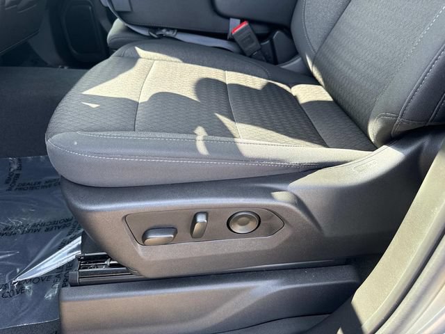 Used 2025 Chevrolet Silverado 1500 Custom RWD image 24