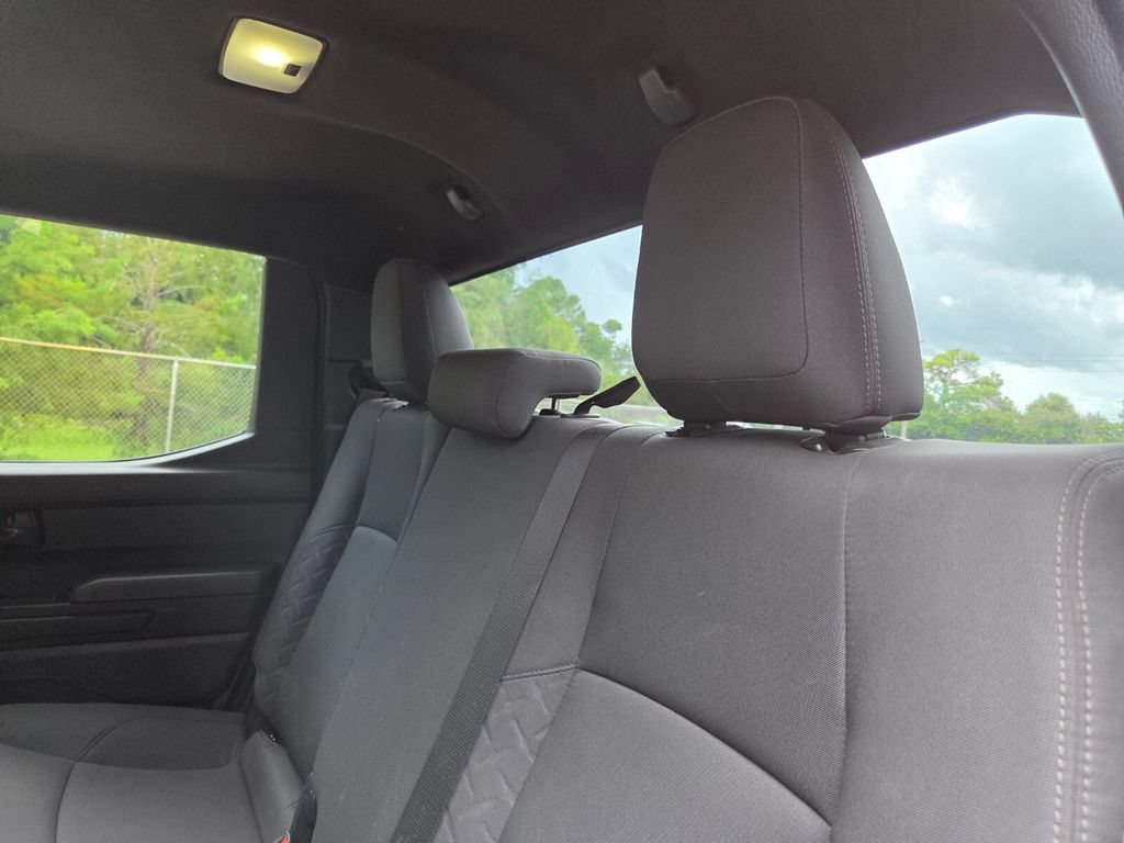 Certified 2024 Toyota Tacoma SR AWD/4WD image 20