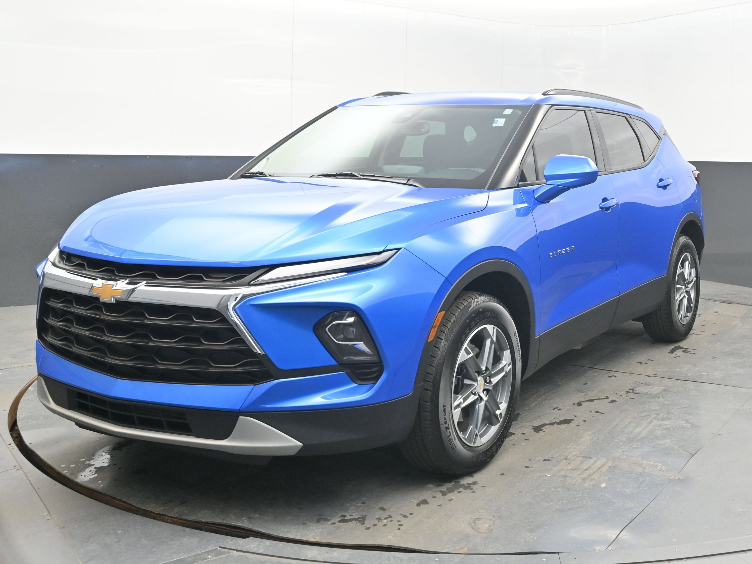Certified 2024 Chevrolet Blazer LT w/ Convenience Package image 4