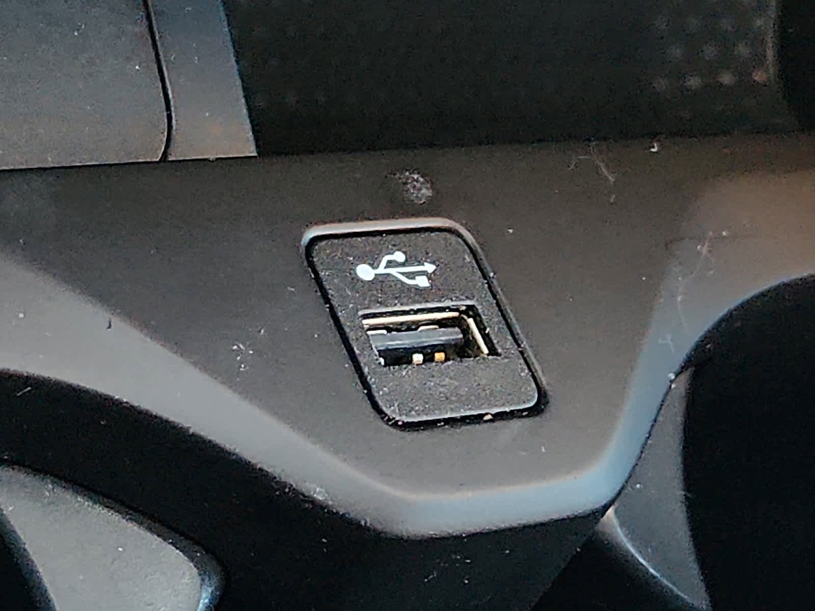 Used 2022 BMW X5 xDrive40i w/ Parking Assistance Package image 23