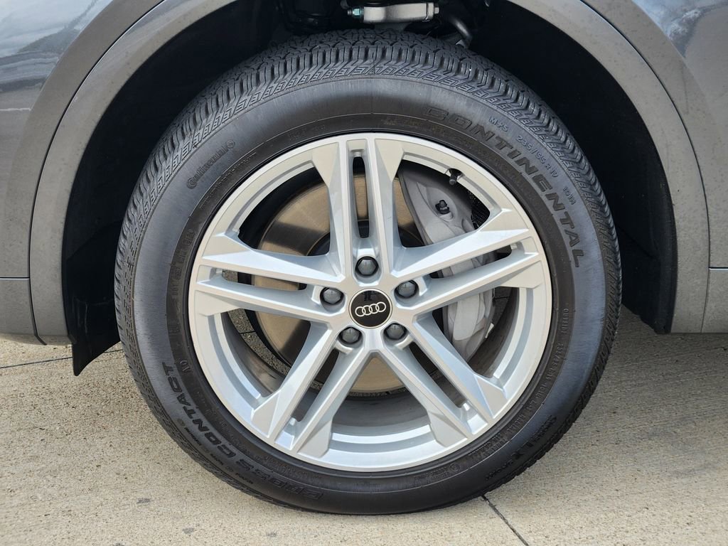 Used 2025 Audi Q5 e Premium image 10