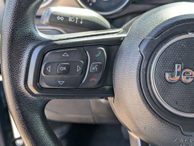 Used 2023 Jeep Gladiator Sport image 14