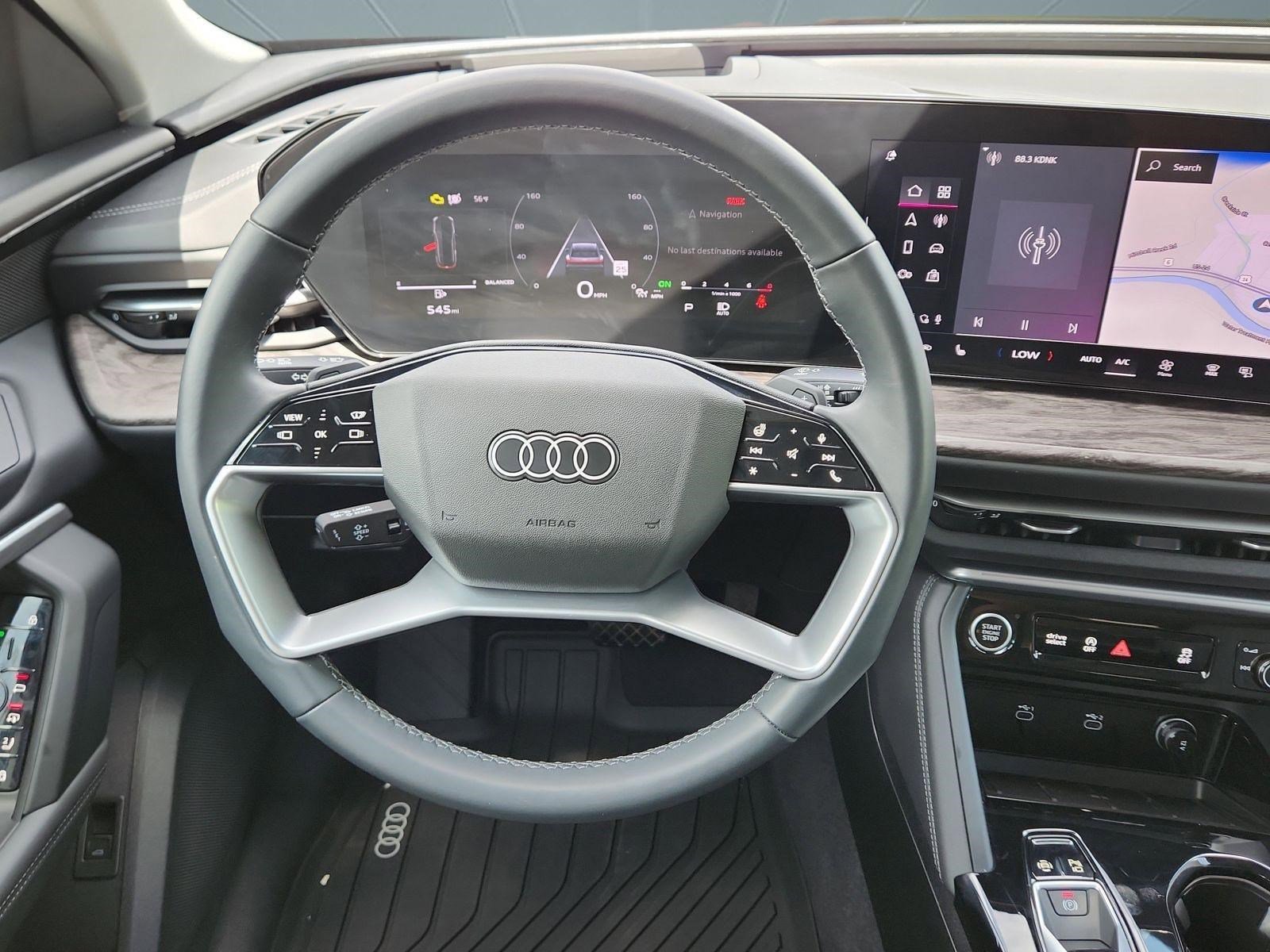 Used 2025 Audi Q5 Premium Plus w/ Premium Plus AWD/4WD image 14
