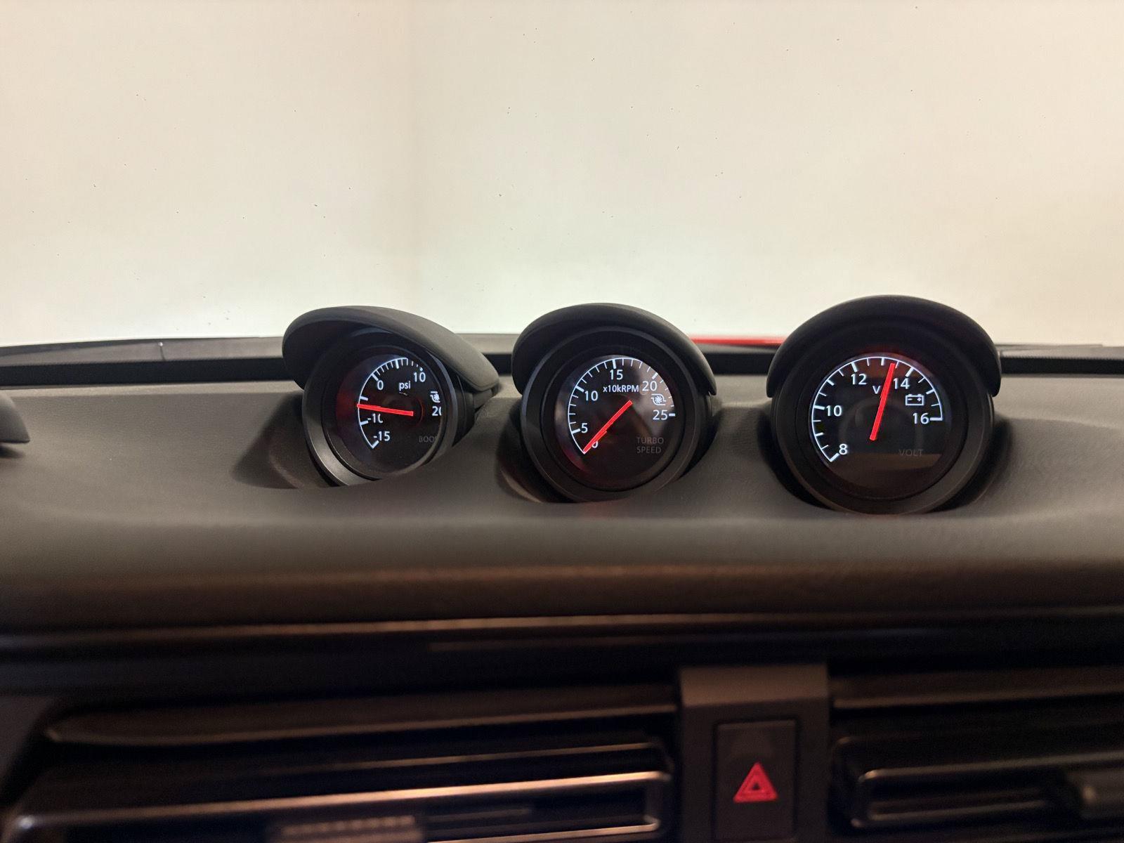 Used 2024 Nissan Z NISMO w/ Floor Mat Package RWD image 25