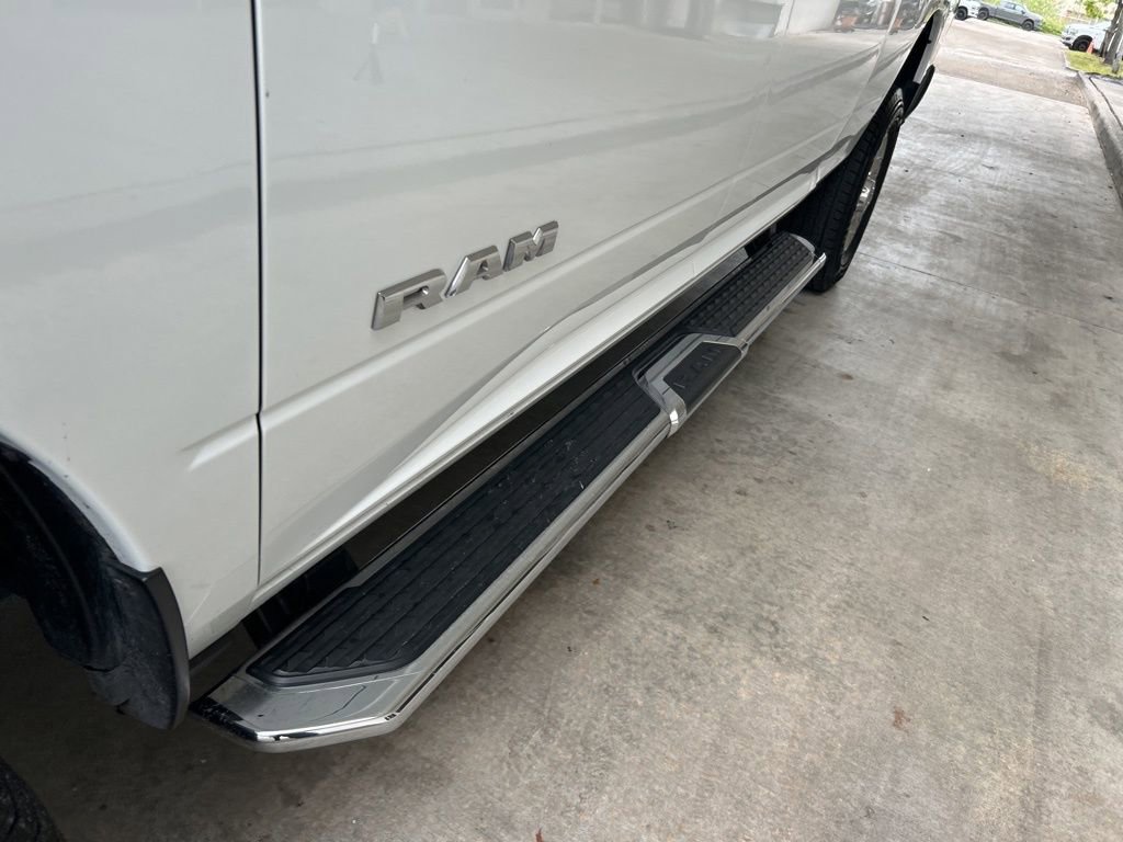 Used 2023 RAM 2500 Big Horn w/ Level 1 Equipment Group image 15