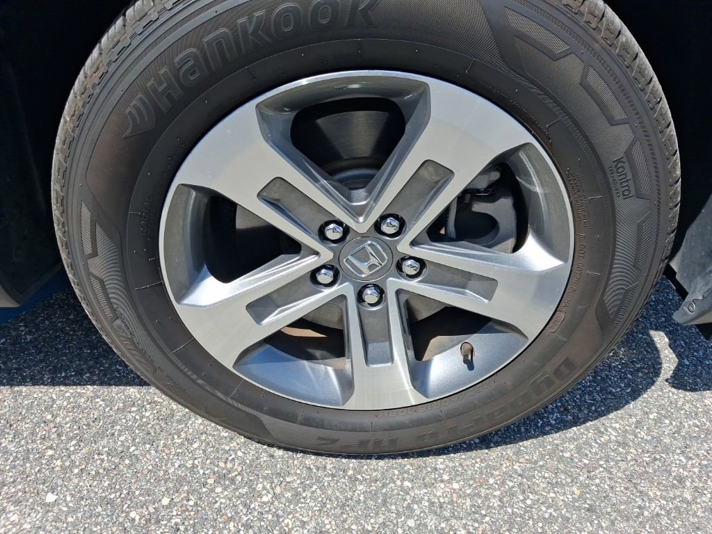 Certified 2025 Honda Pilot EX-L image 13