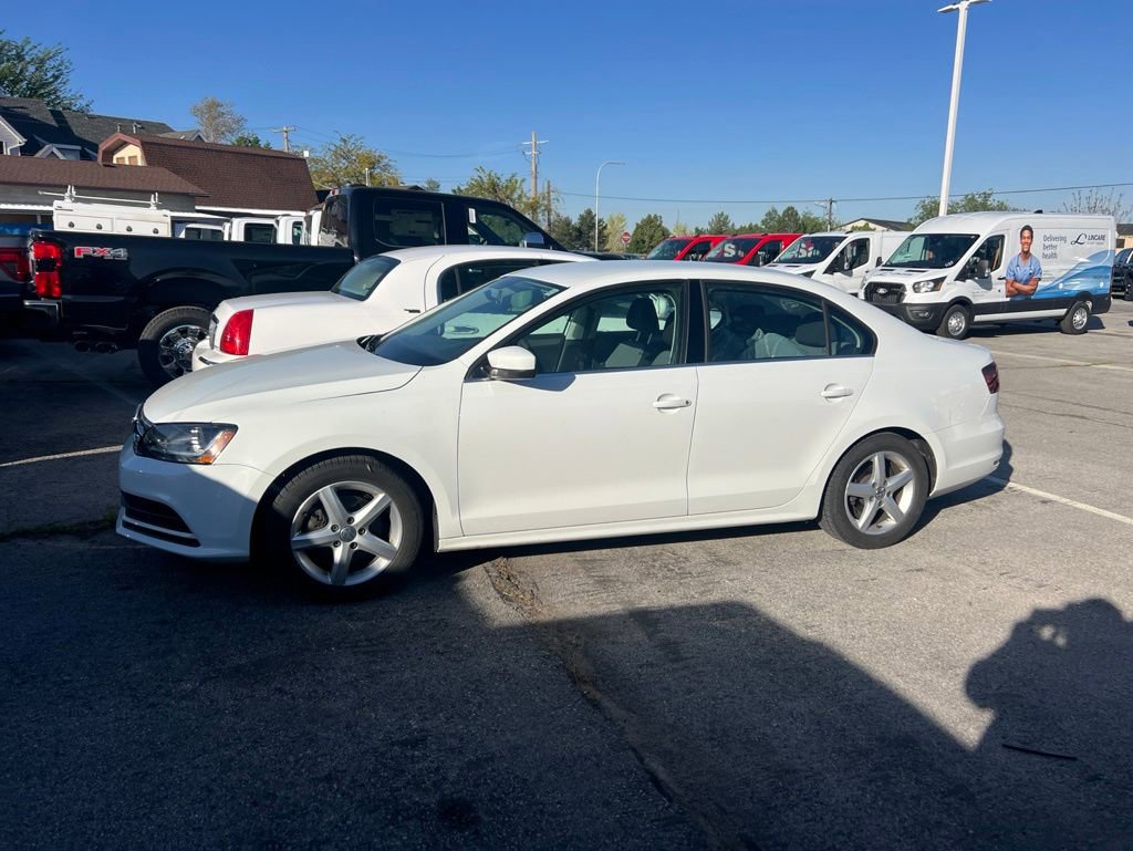 Used 2017 Volkswagen Jetta S FWD image 4