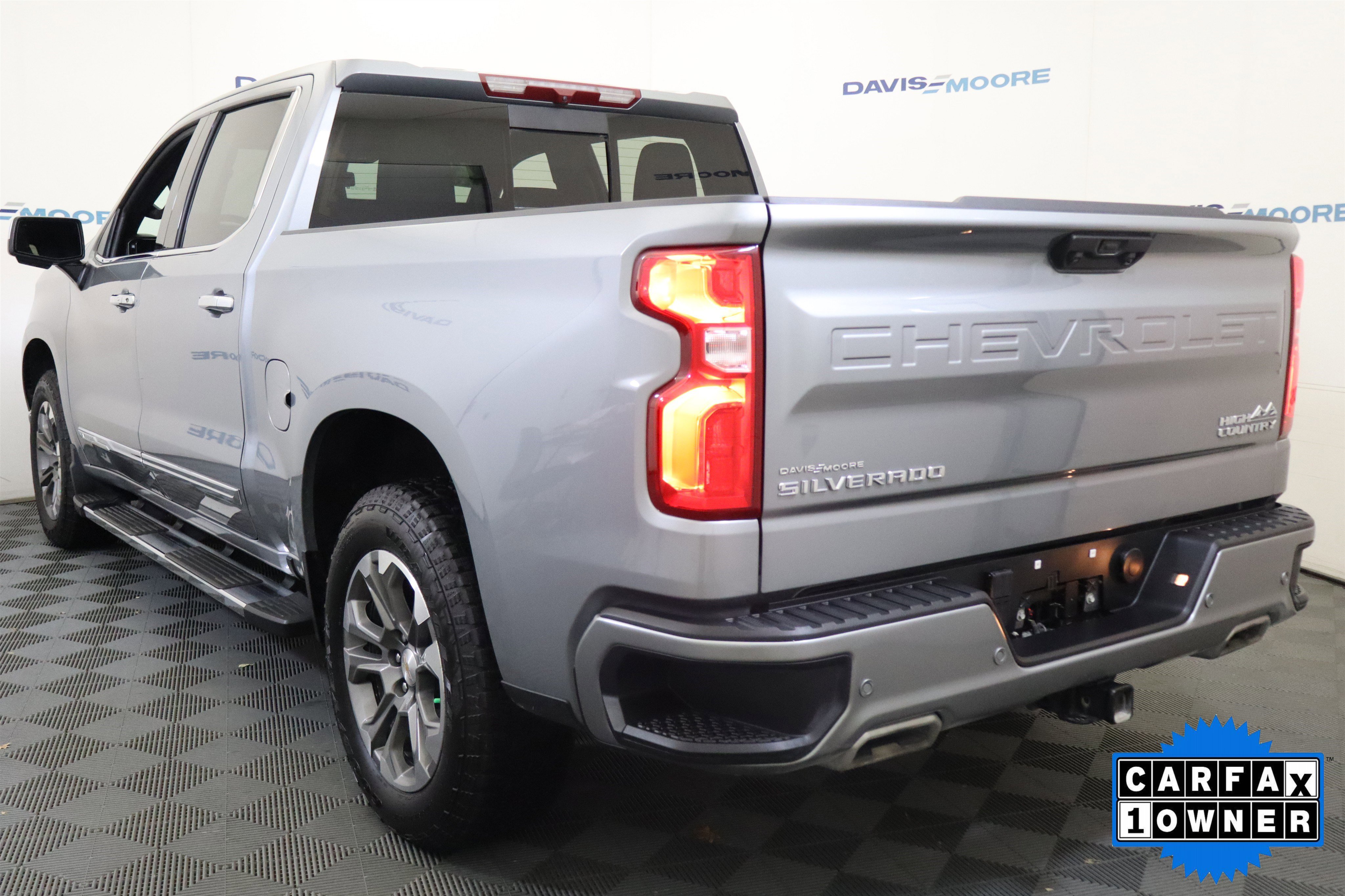 Certified 2024 Chevrolet Silverado 1500 High Country image 9